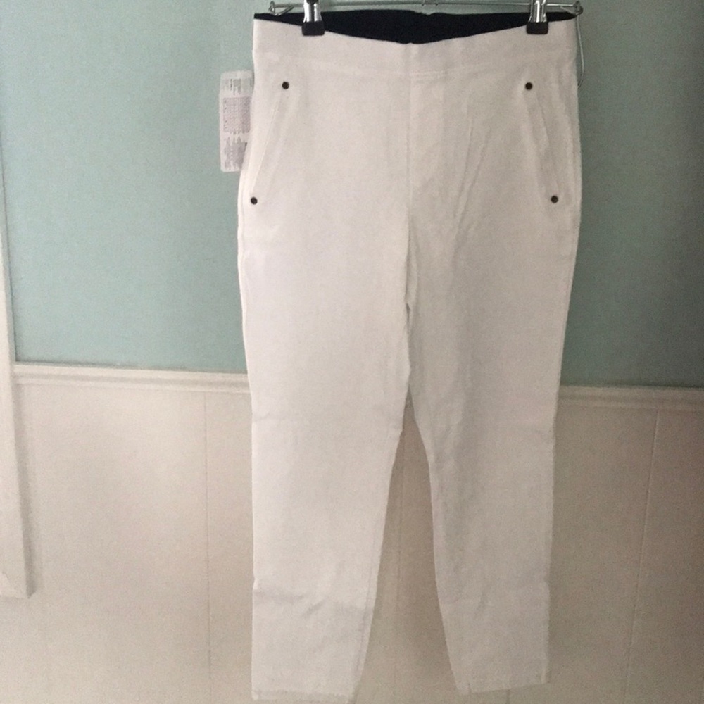 June & daisy capri